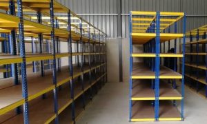 Boltless Rack with Metal Shelf