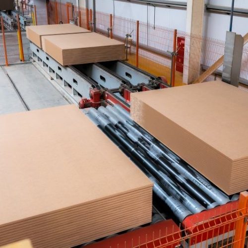 modern-factory-production-furniture-plate-from-wood-waste-800
